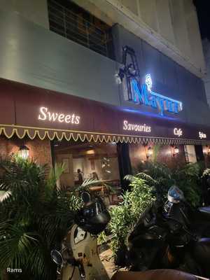 Mayur Sweets, Spices & Cafe