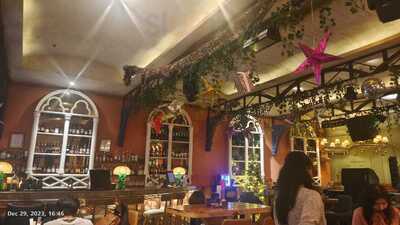 One8 Commune, Kolkata