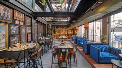 Trapeze Kitchen & Bar