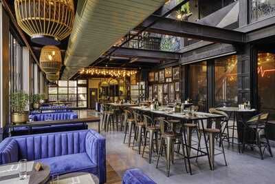 Trapeze Kitchen & Bar