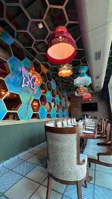 Butterfly High, Thane