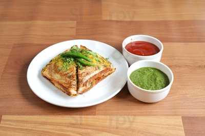 Gupta Panipuri Center