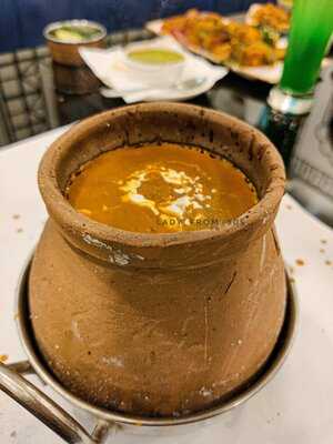 Kake Di Hatti - Since 1942