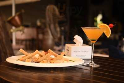 Fenny's Lounge & Kitchen