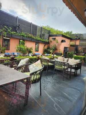 One8 Commune, Punjabi Bagh