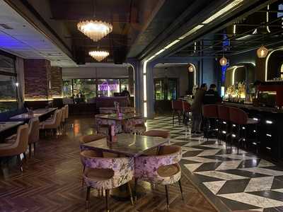 One8 Commune, Punjabi Bagh