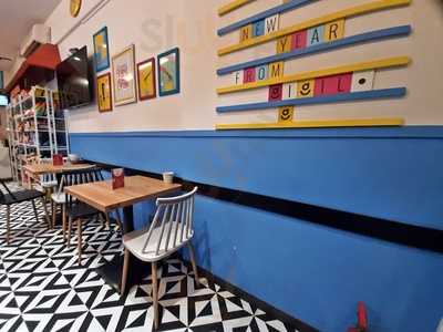 Gigil Brasserie " The Food Lovers Cafe "