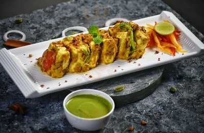 Rubaab Multicuisine Family Restaurant & Bar