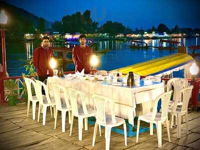 Kulcha Cafe By Kolu Houseboats