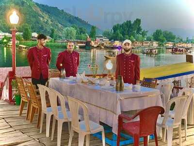 Kulcha Cafe By Kolu Houseboats