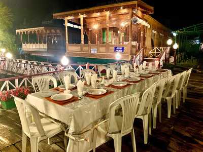 Kulcha Cafe By Kolu Houseboats