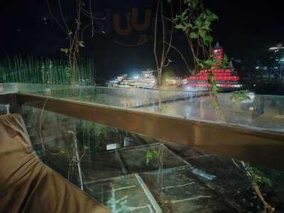 The Arches By Salvus