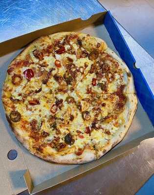 Lina S Brickoven Newyork Pizzeria