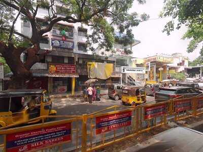 Lina S Brickoven Newyork Pizzeria