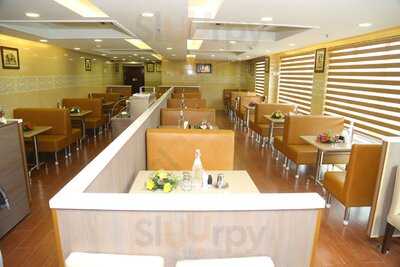 Raaj Bhaavan (raaj Bhaavan Clarks Inn)