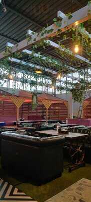 Torvaa Cafe & Restaurant