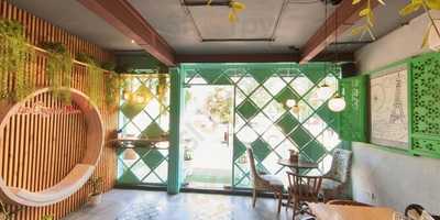 The Crypto Door Cafe