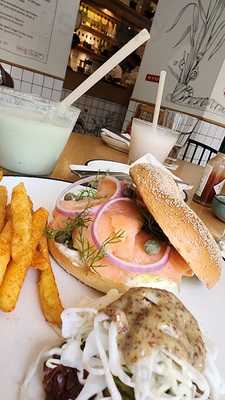 Smoke House Deli Pali Hill