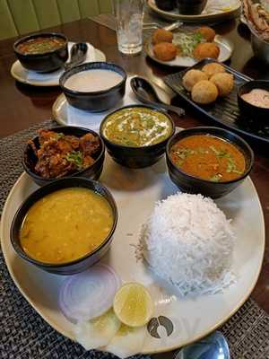 Sazio - Luxury Dining & Lounge