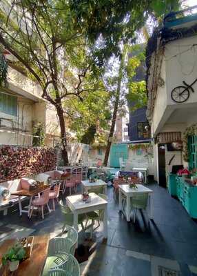 Pimlico Cafe Koreagan Park