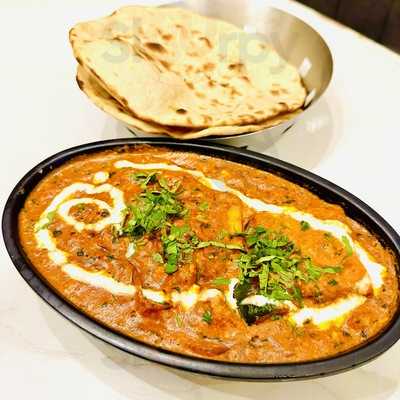 Golden Delicacy Multicuisine Restaurant