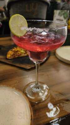 Hopshaus Brewery & Kitchen