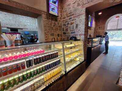 Cafe Delhi Heights - Sarai