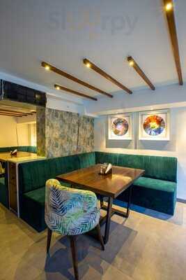 Classico Kitchen & Bar Pune