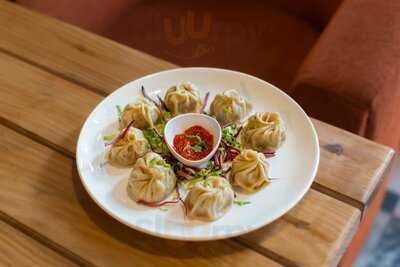 Kunga Cafe & Restaurant