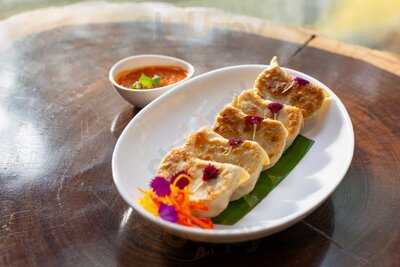 Kunga Cafe & Restaurant