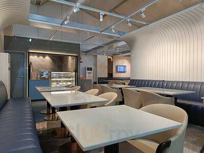 Encalm Lounge T3 Arrivals