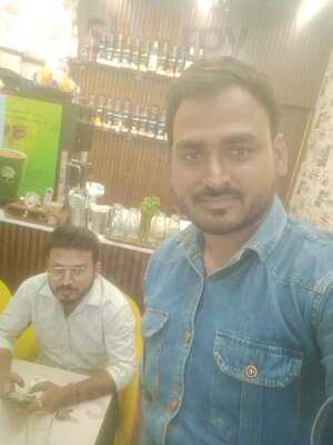 Foodie Beach Restaurant & Cafe