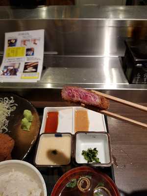 牛かつもと村 原宿店