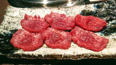 焼肉ビストロ　love♥beef。 元町店