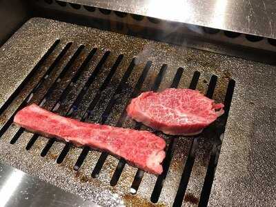 ヤキニクバル 韓の台所 カドチカ店