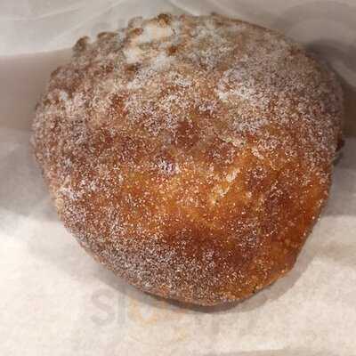 レナーズ 横浜ワールドポーターズ店