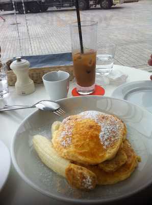 Bills 横浜赤レンガ倉庫