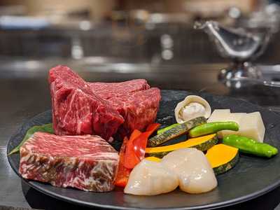 プレミアム 听 三条木屋町店