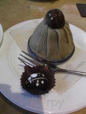 ル スゥブラン Le Souverain