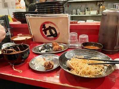 つけ麺本舗 ばくだん屋本店