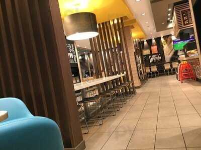 マクドナルド 八戸城下店