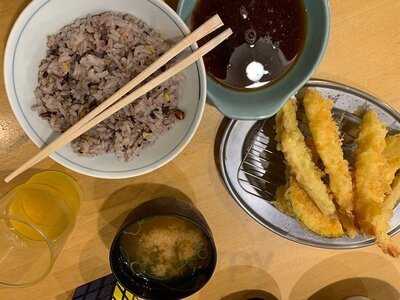 天麩羅えびのや黒門市場店