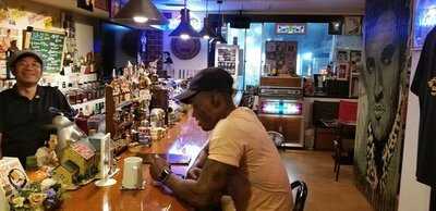 Rock Cafe Bar Usa★gi