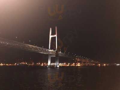 ロイヤルウイング （レストラン船）