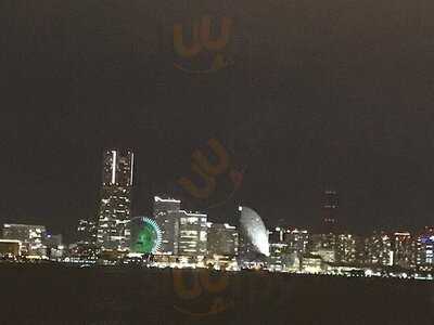 ロイヤルウイング （レストラン船）