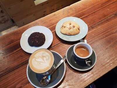 バーミリオン エスプレッソバー&インフォ