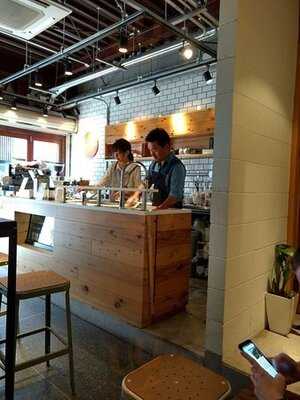 バーミリオン エスプレッソバー&インフォ