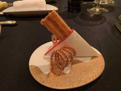 ガストロノミー ジョエル ロブション