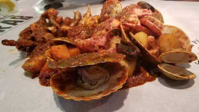 キャッチ ザ ケイジャン シーフード