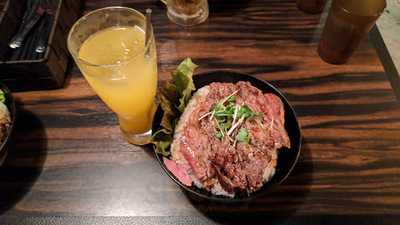 レッドロックアメ村店